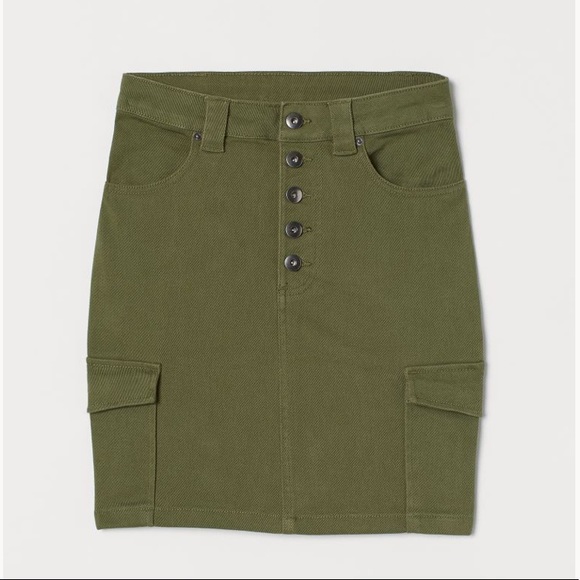 H&M Divided Cargo Style Skirt in Khaki Green - Picture 1 of 4